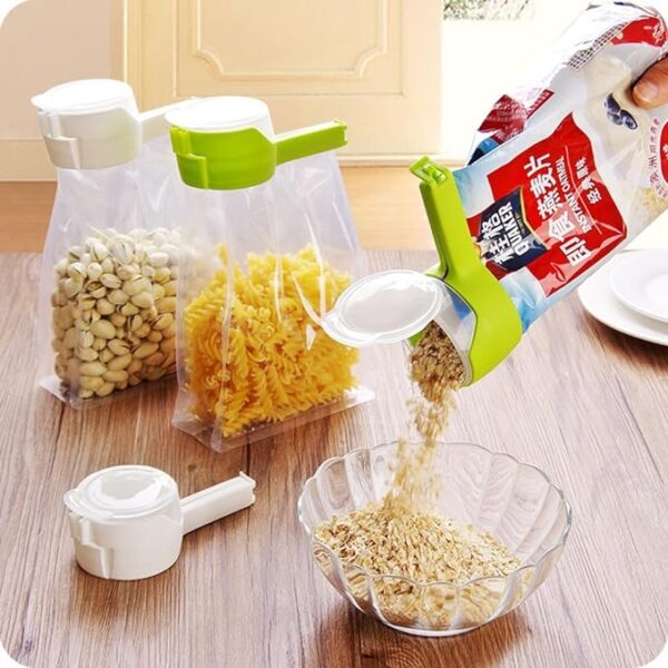 Food Sealing Clip with Discharge Nozzle Plastic Bag Moisture Sealing Clamp Food Saver Kitchen Snack Tool (Random Color) - Image 3