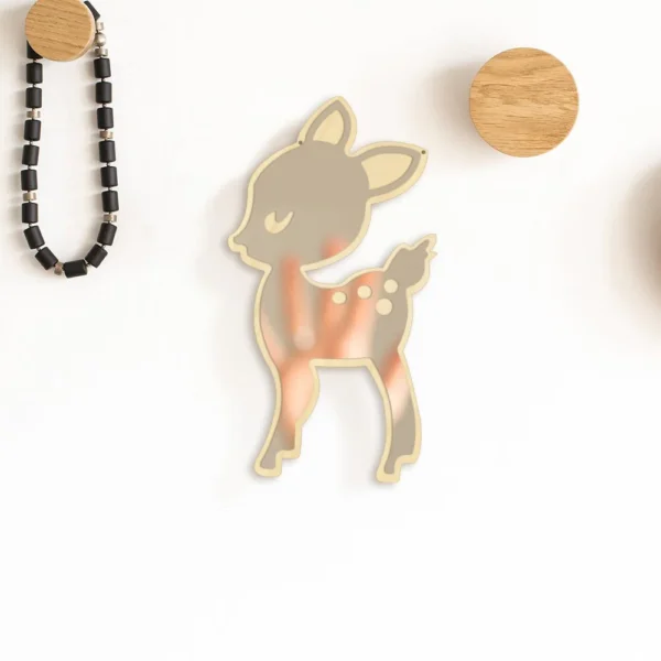 Deer shaped mirror  - Kids room decoration - Image 2